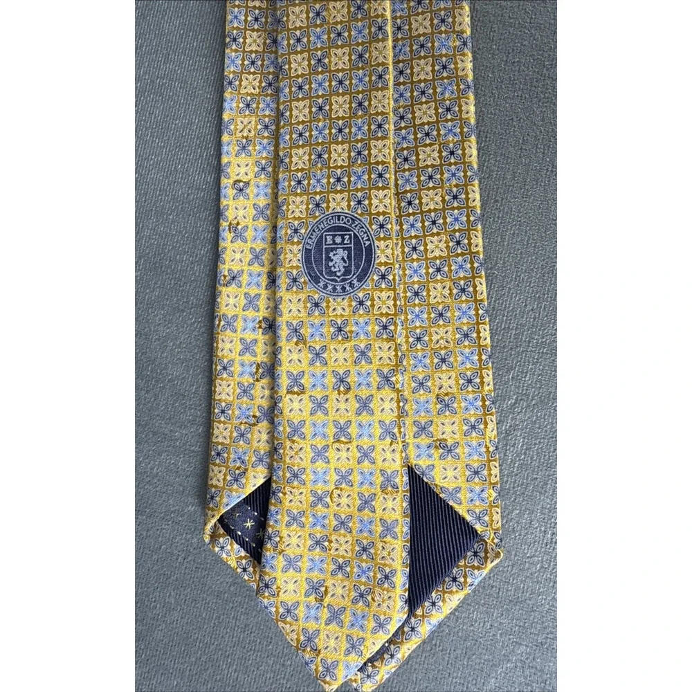 Ermenegildo Zegna Gold Blue Floral‎ Design Mens Silk Necktie 3.5